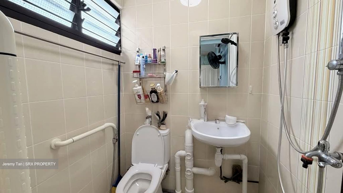 Blk 708 Hougang Avenue 2 (Hougang), HDB 3 Rooms #542732481